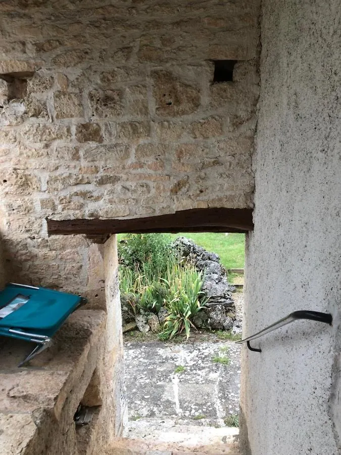Calme Et Tranquillite Villa Pern France